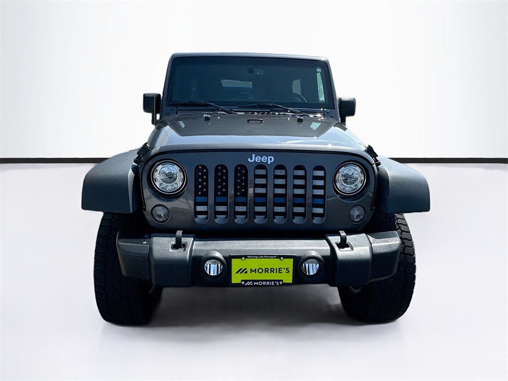 2018 Jeep Wrangler Unlimited Rubicon photo 2