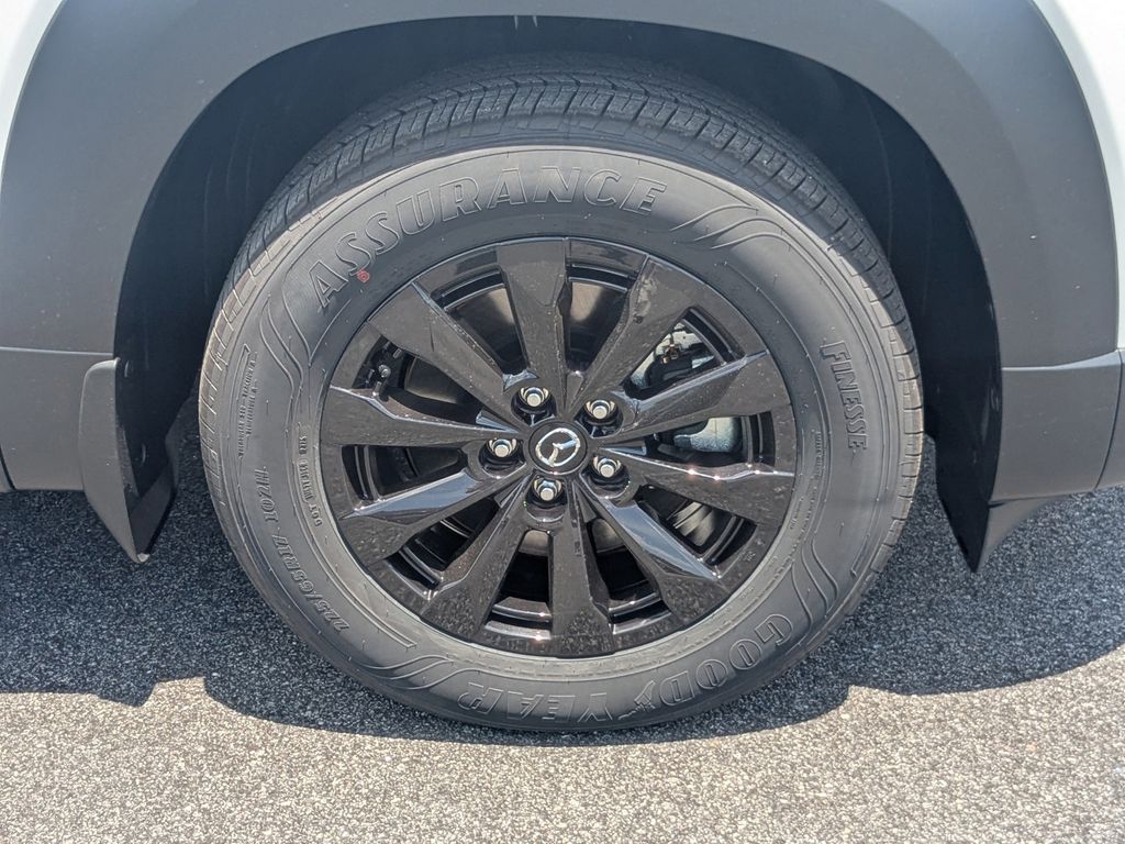 2025 Mazda CX-50 Premium photo 9