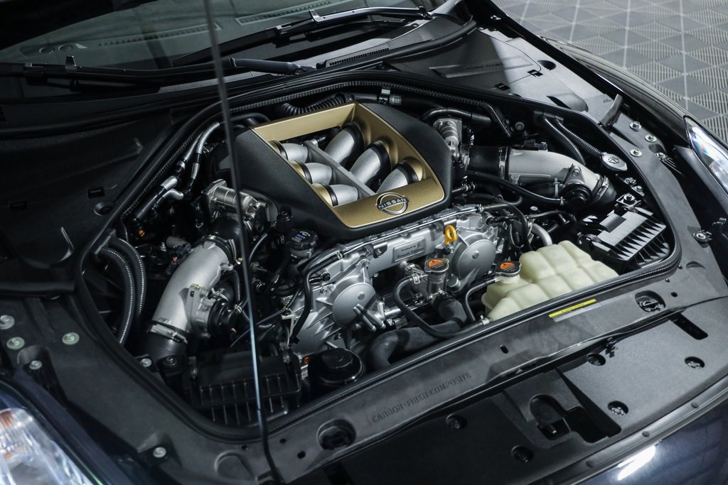 2021 Nissan GT-R Premium photo 37