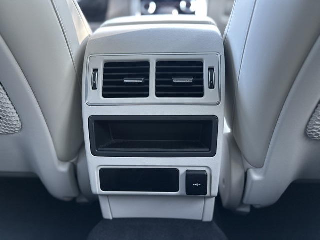 2022 Jaguar F-PACE P250 S photo 23