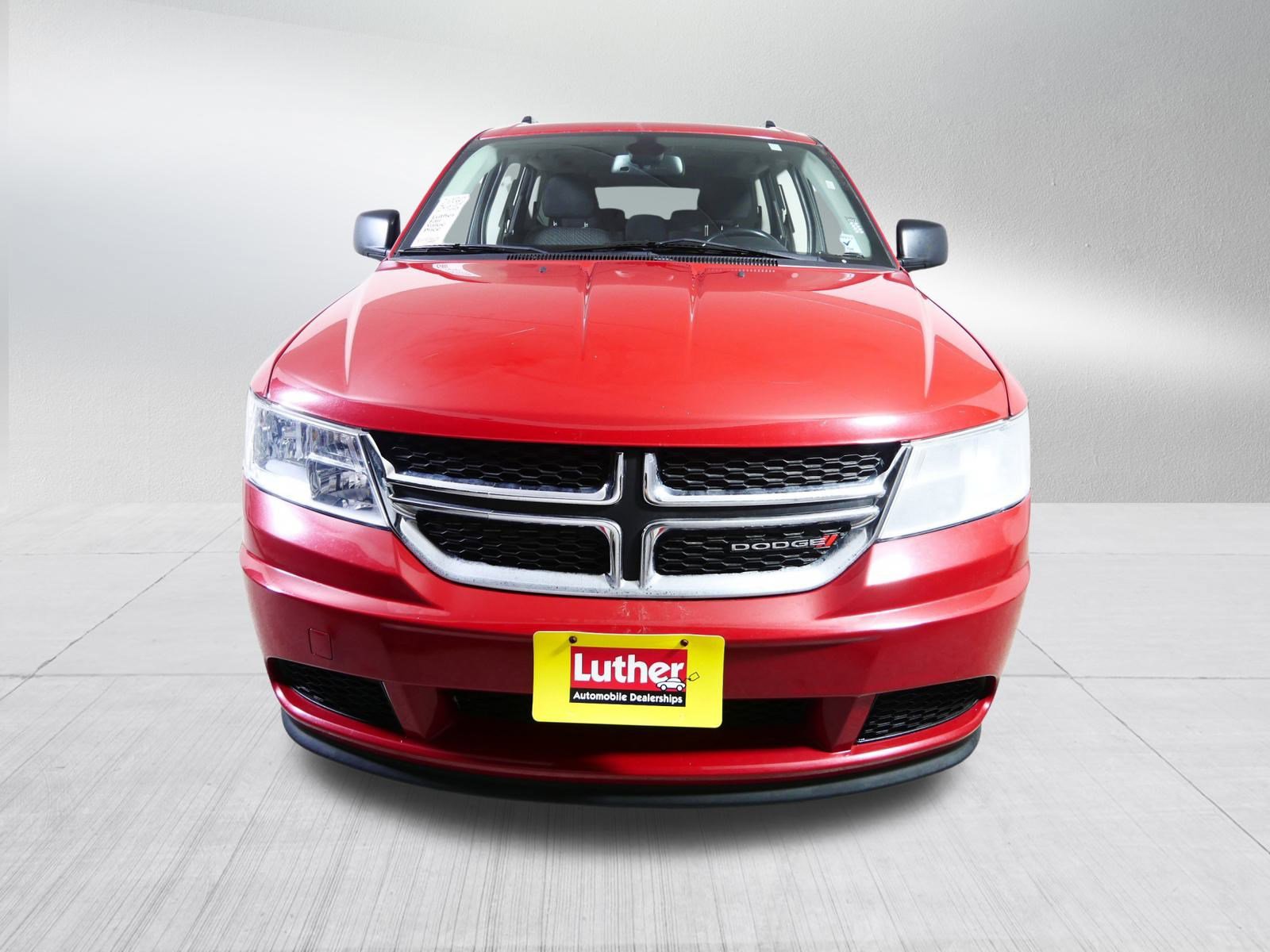 Used 2020 Dodge Journey SE with VIN 3C4PDCAB2LT277597 for sale in Brooklyn Center, Minnesota
