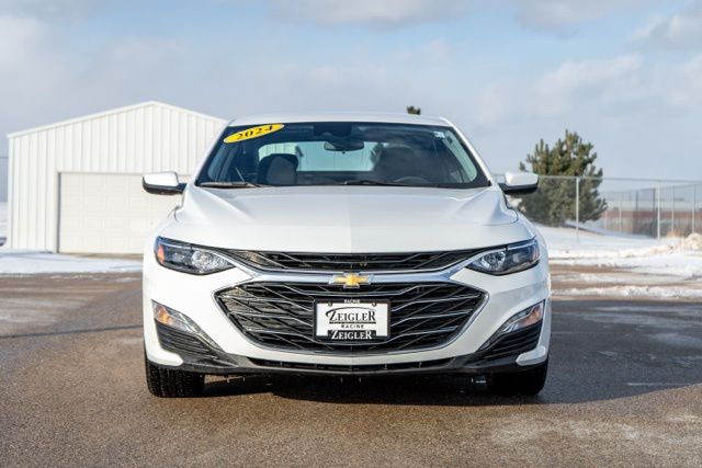 Used 2024 Chevrolet Malibu 1LT with VIN 1G1ZD5ST0RF120271 for sale in Sturtevant, WI