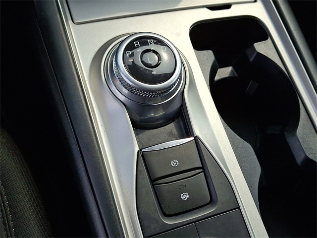 2021 Ford Explorer XLT photo 13