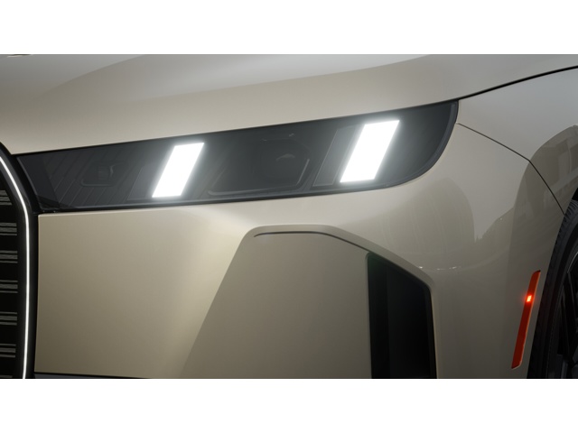 2026 Bmw iX iX M70 photo 5