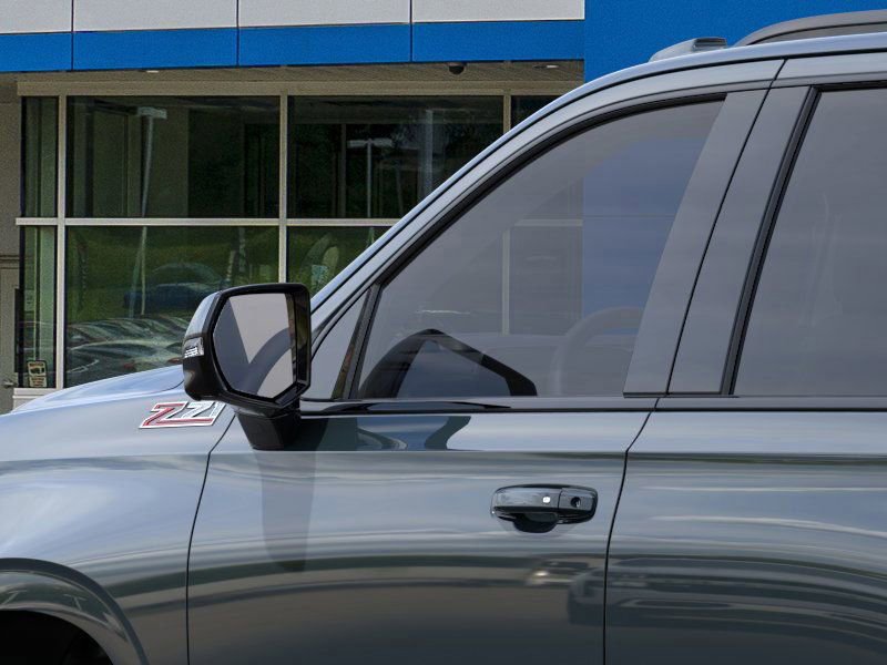 2025 Chevrolet Tahoe Z71 photo 12