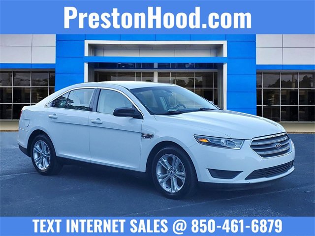 2018 Ford Taurus SE's photo