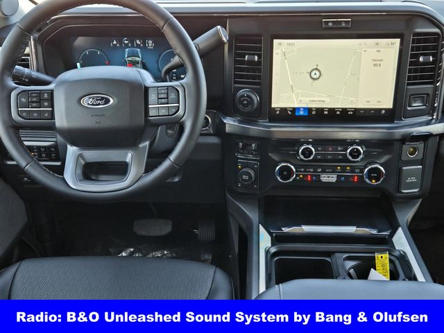 2025 Ford F-250 Lariat photo 9