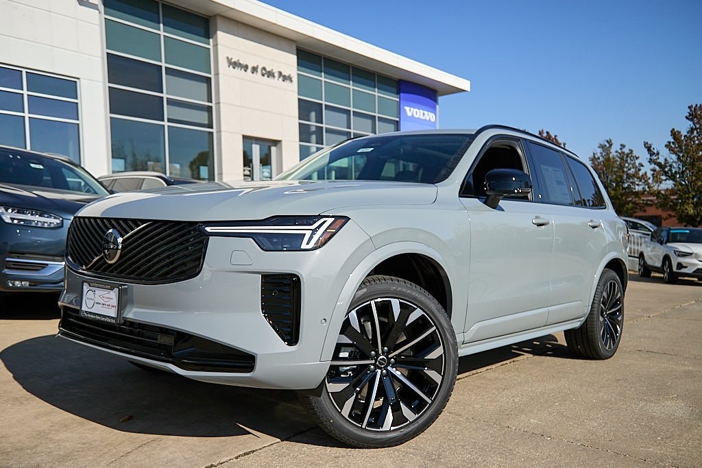 2026 VOLVO XC90 - Image 30