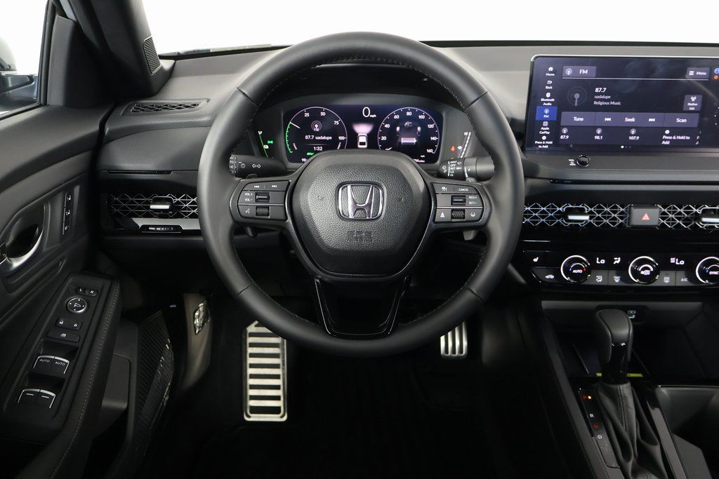 2025 Honda Accord Hybrid Sport-L photo 3
