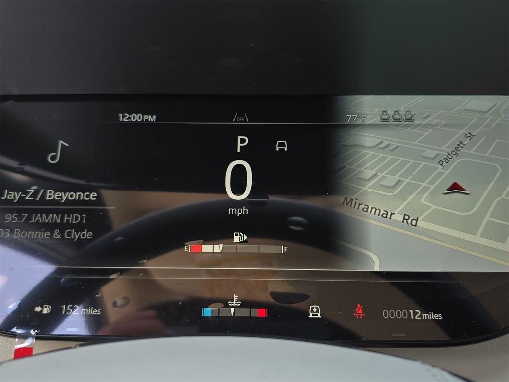 2025 Land Rover Range Rover SE photo 19
