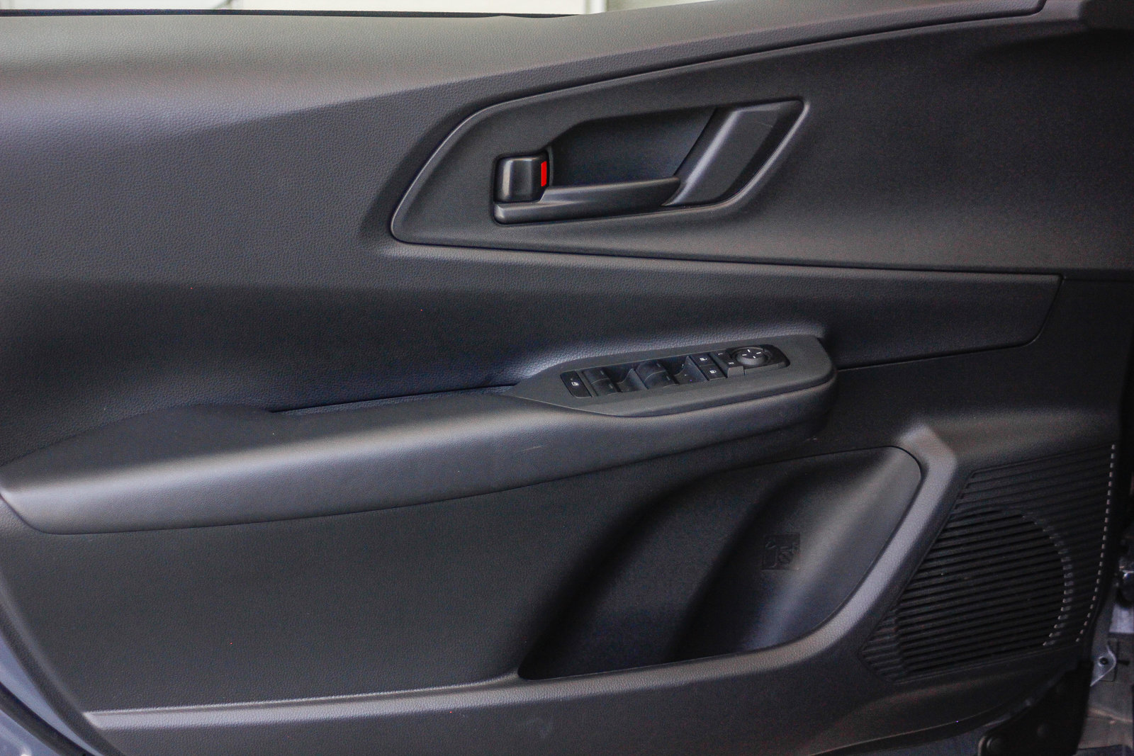 2025 Toyota Prius Plug-in SE photo 22
