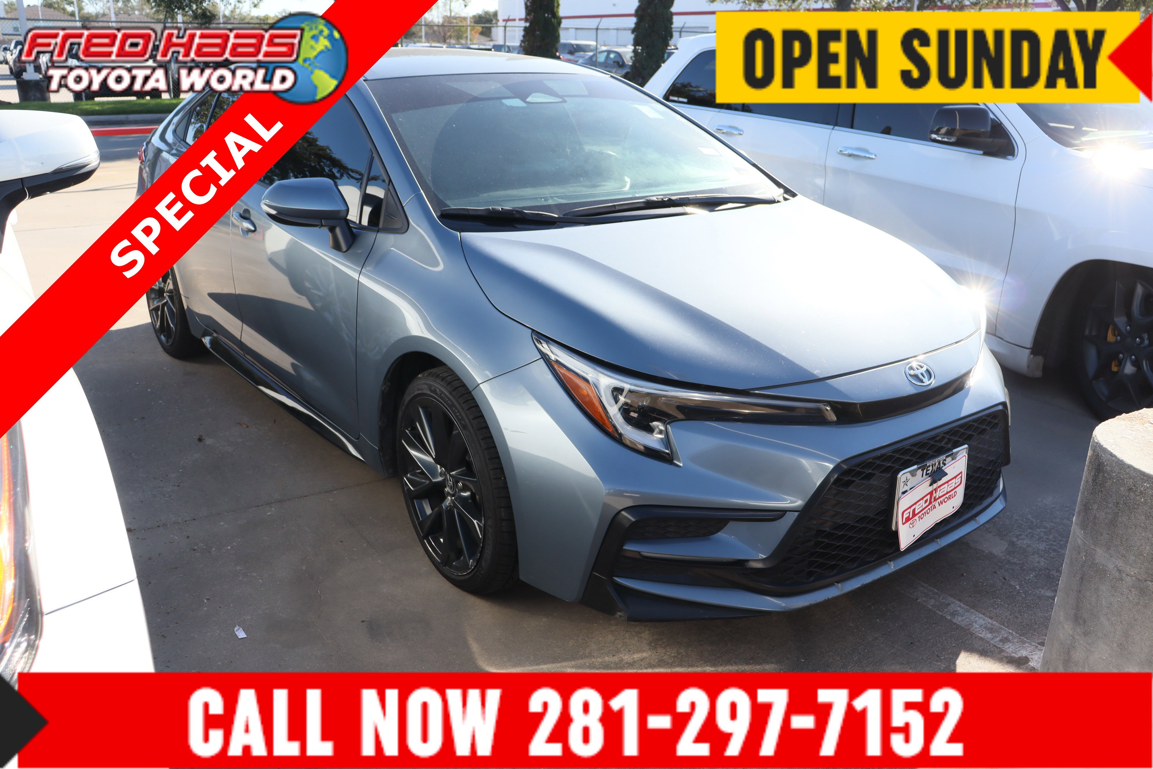 2024 Toyota Corolla SE's photo