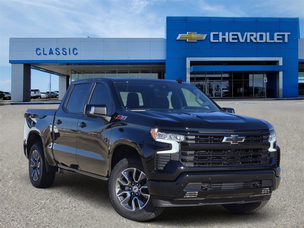 2026 Chevrolet Silverado Base's photo