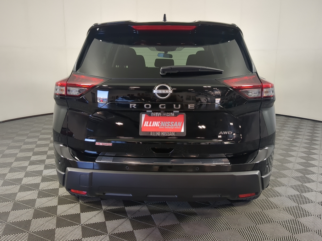 2026 Nissan Rogue SV photo 4