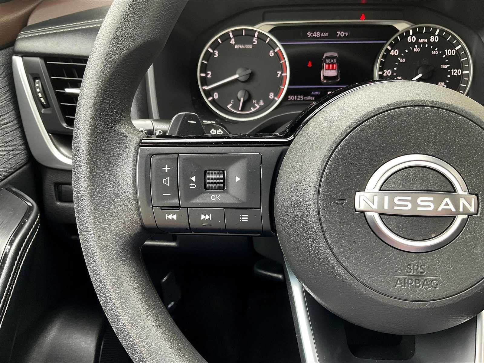 2023 Nissan Rogue SV photo 20