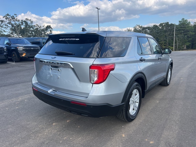 2024 Ford Explorer Base photo 2