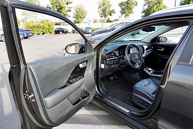 Used 2022 Gray Kia EX Premium image 37