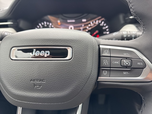 2025 Jeep Compass Limited photo 15