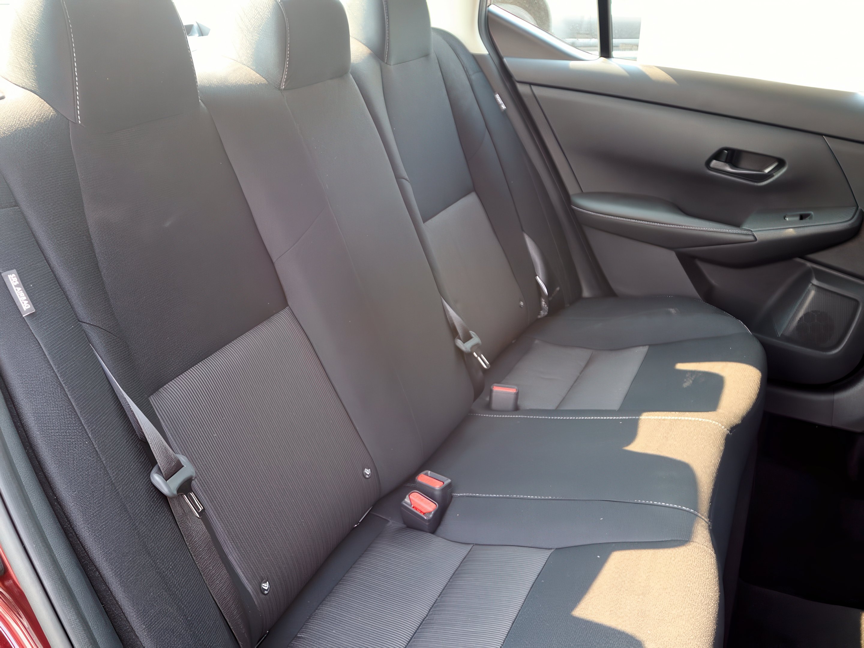 2025 Nissan Sentra SV photo 25