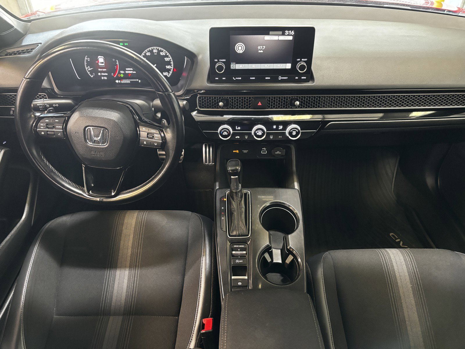 2022 Honda Civic Sport photo 26