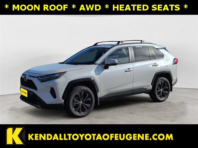 2022 Toyota RAV4 Hybrid SE