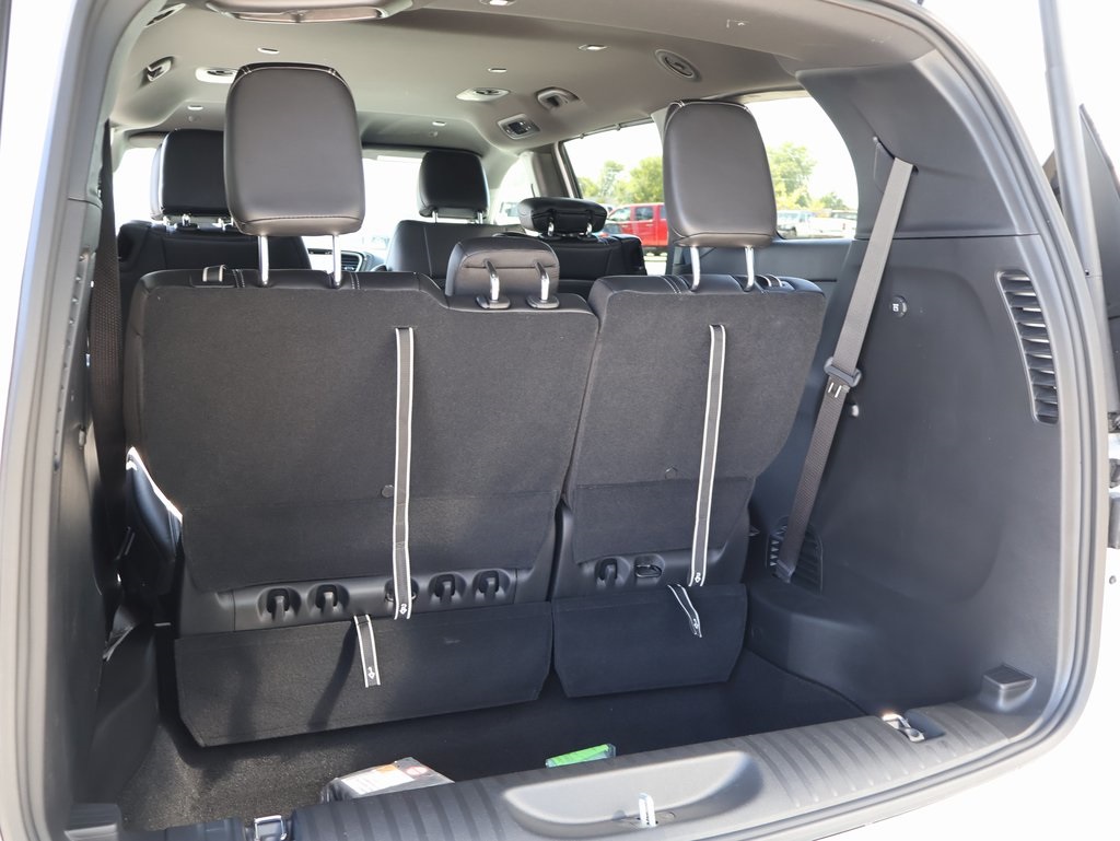 2026 Chrysler Pacifica photo 14