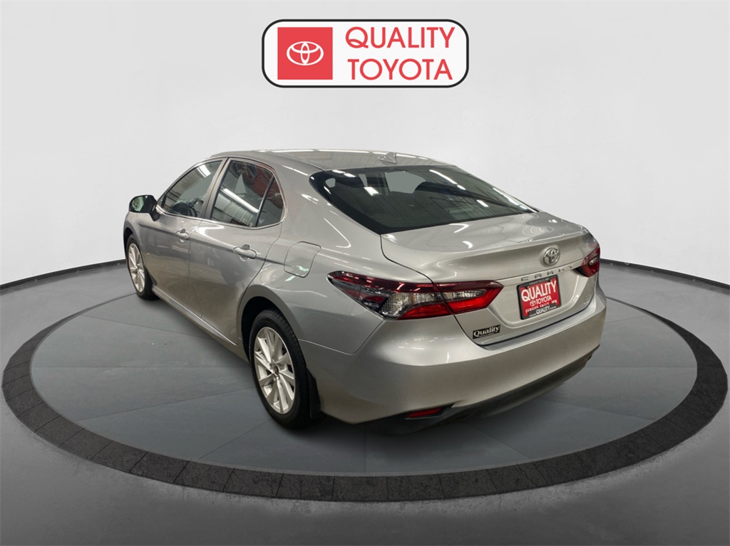2023 Toyota Camry LE photo 2