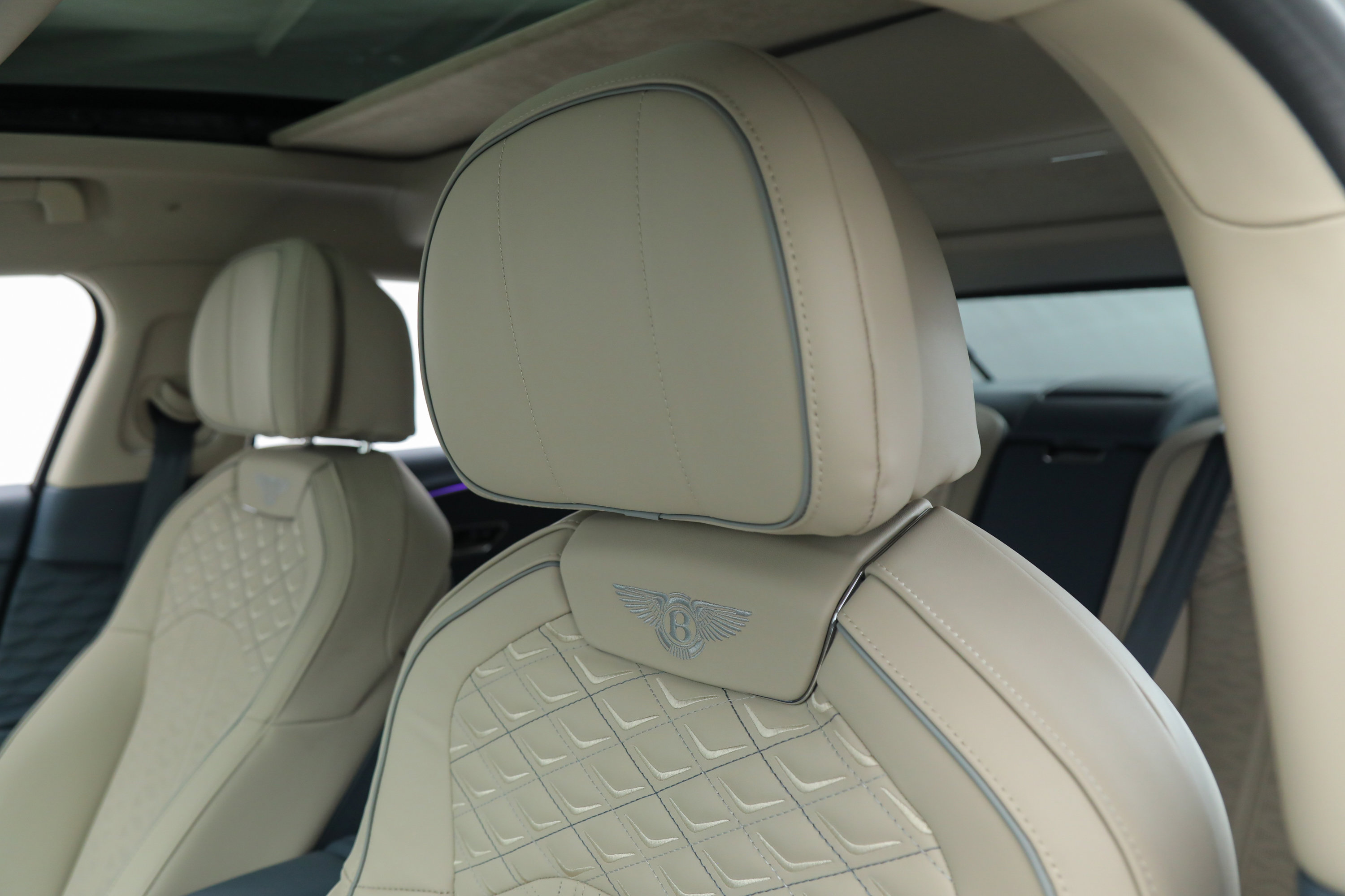 2025 Bentley Flying Spur Mulliner photo 43