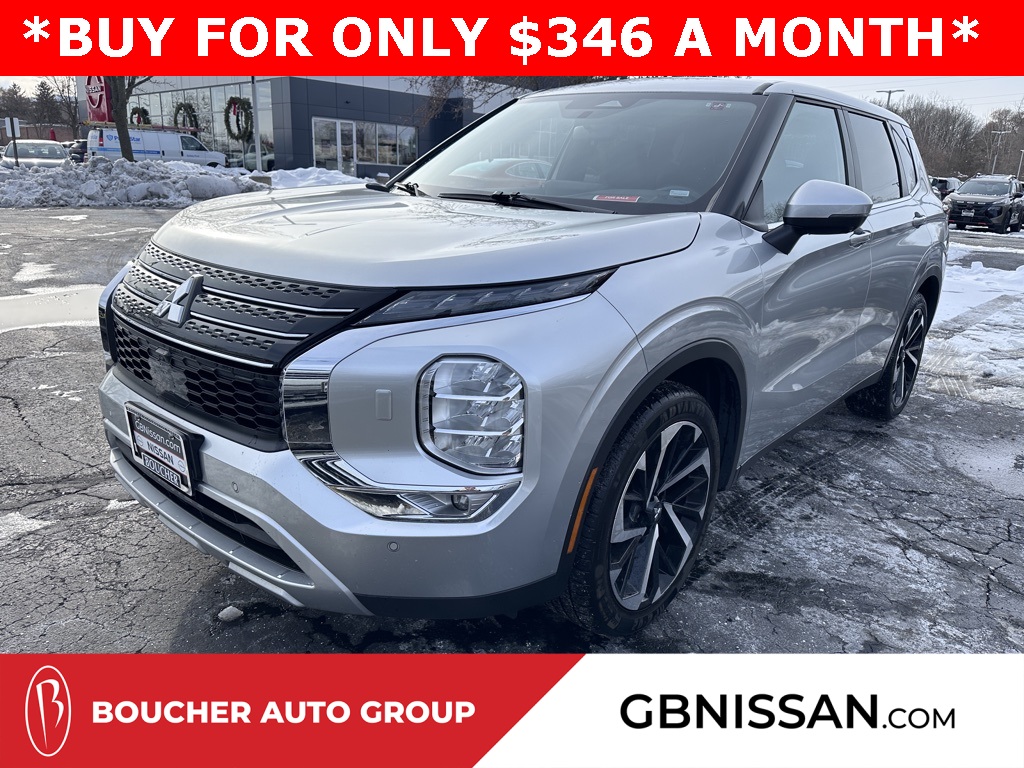 2024 Mitsubishi Outlander SE's photo