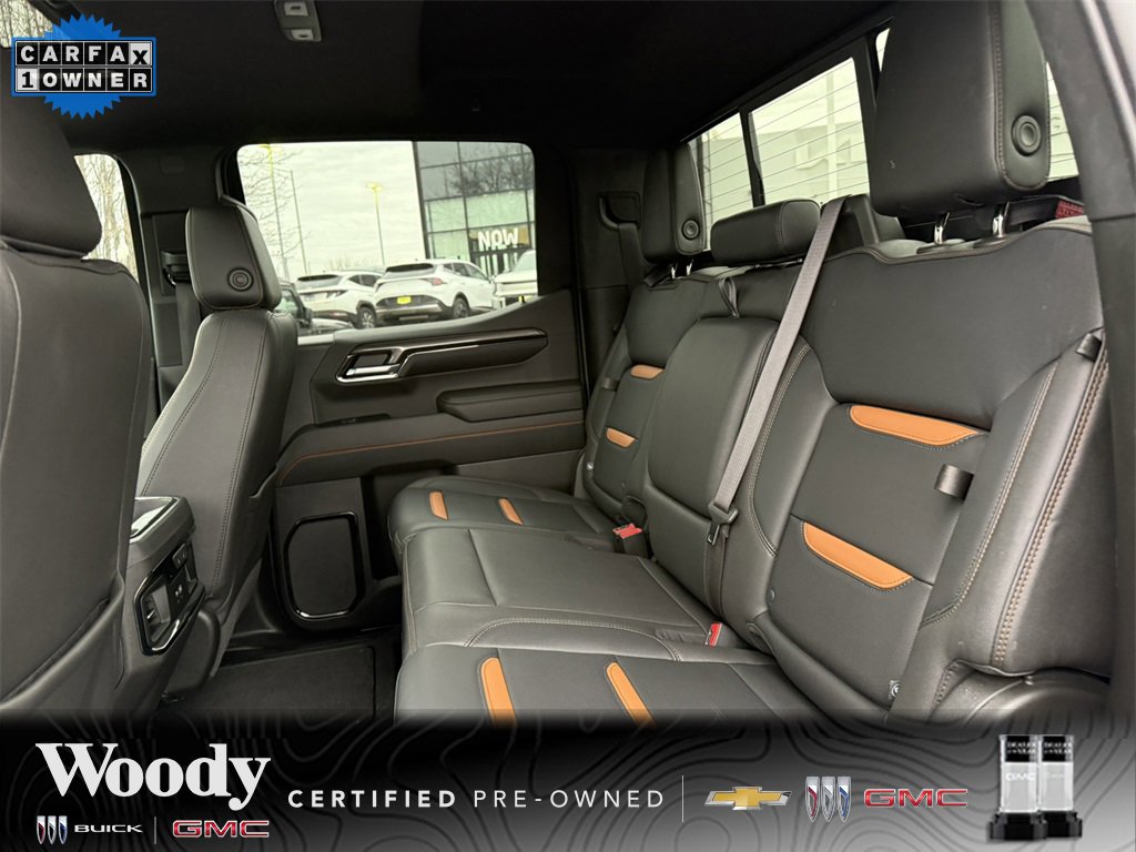 2022 GMC SIERRA - Image 32