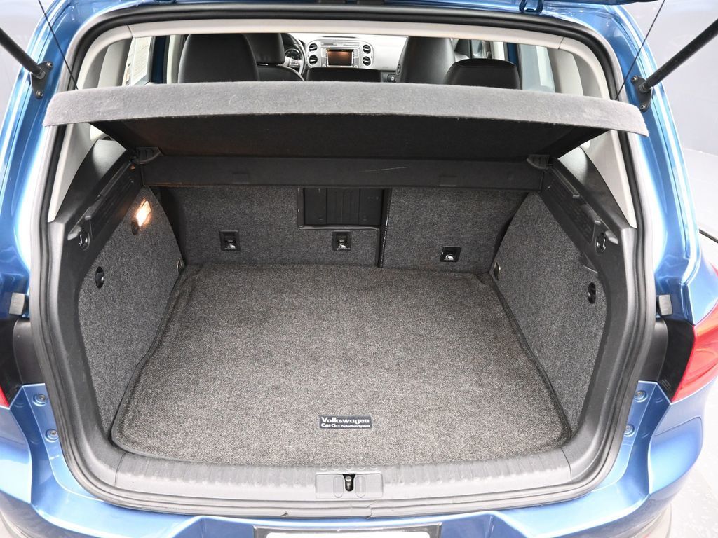 2017 Volkswagen Tiguan S photo 7