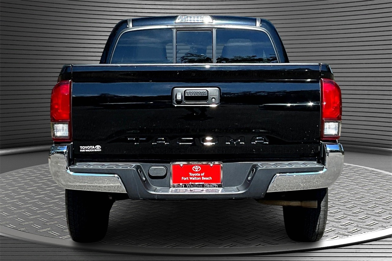 2022 Toyota Tacoma SR5 photo 3