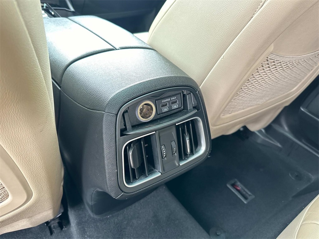 2020 Maserati Levante S photo 19