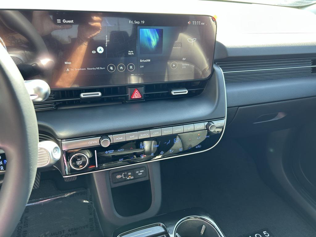 2025 Hyundai Ioniq 5 SEL photo 17