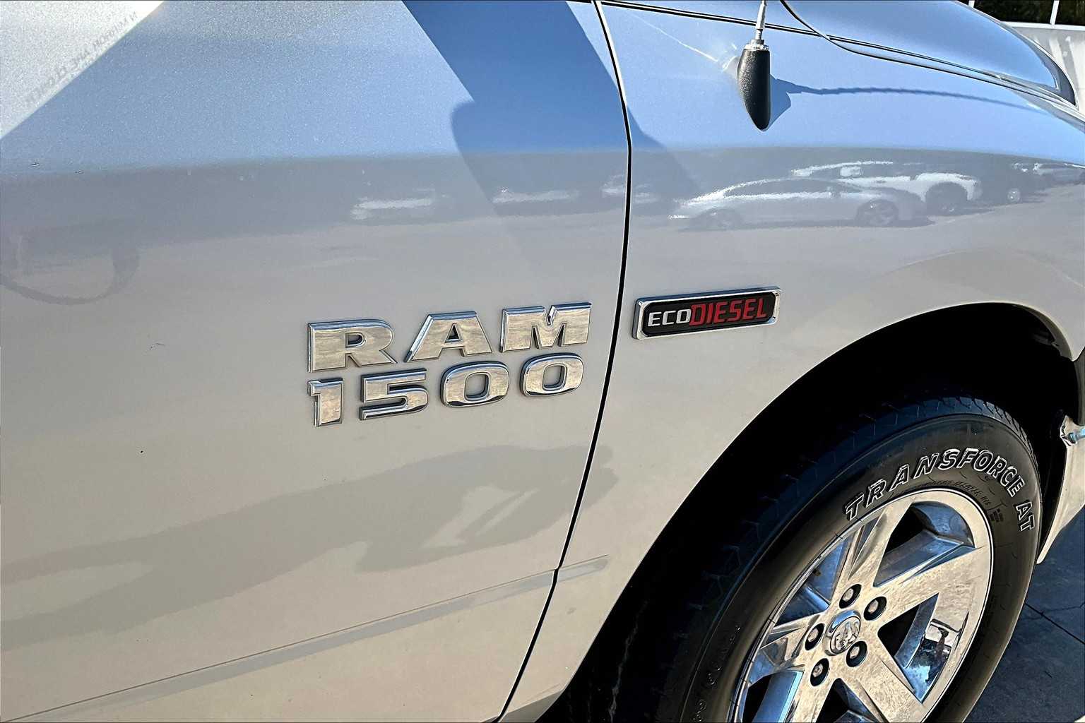 2015 Ram 1500 Tradesman photo 9