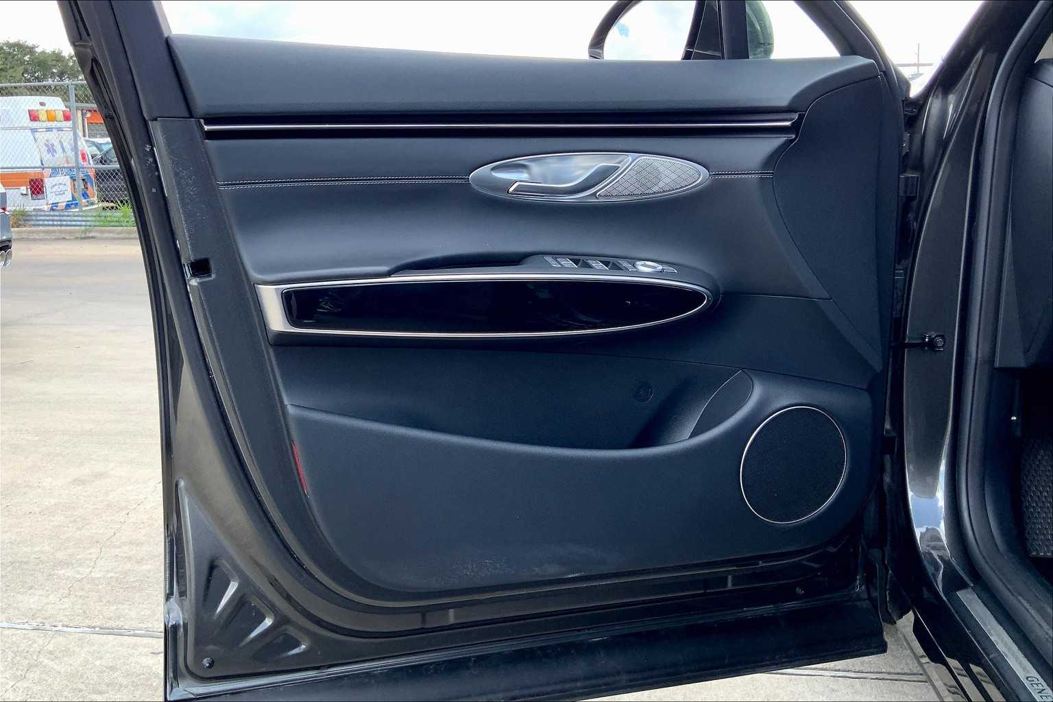 2025 Genesis GV70 2.5T photo 20