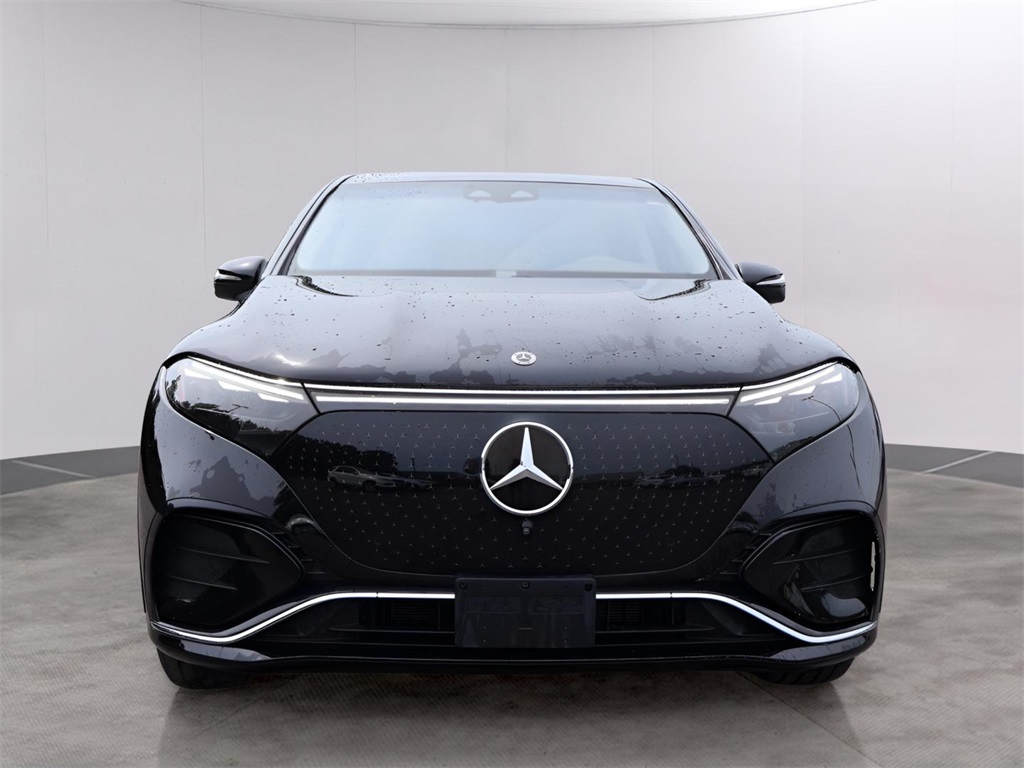 2023 Mercedes Benz EQS SUV 580 4MATIC photo 2