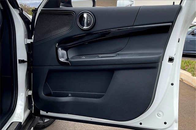 2024 Mini Cooper Signature photo 21