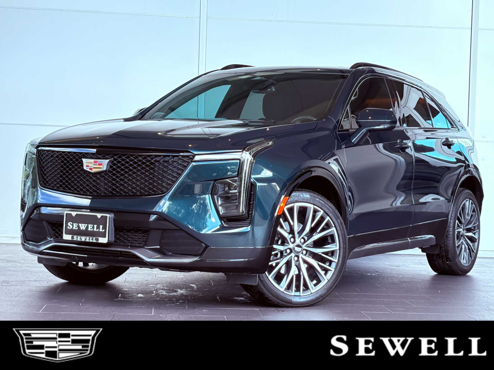 2024 Cadillac XT4 Sport's photo