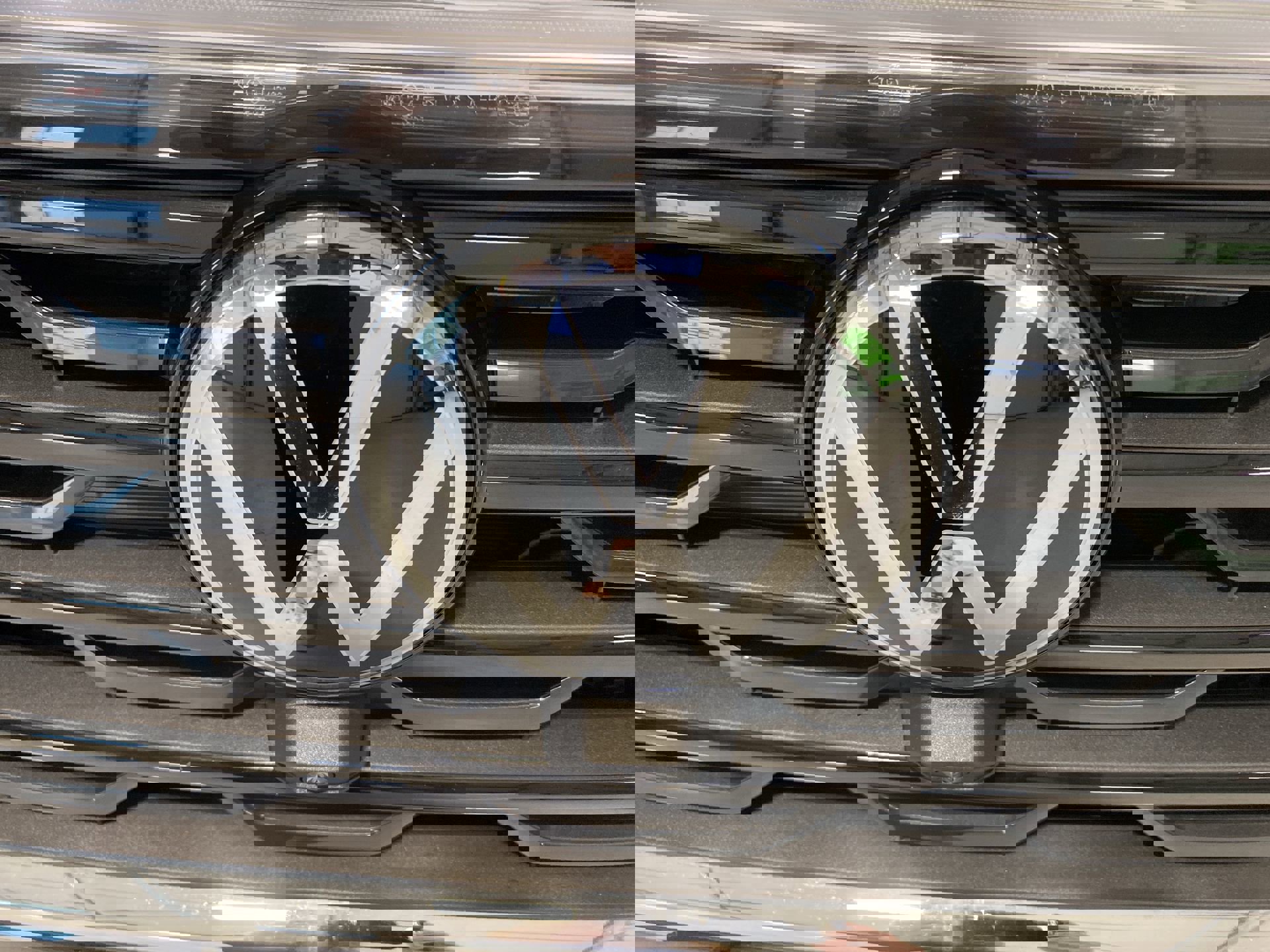 2024 Volkswagen Atlas SEL Premium R-Line photo 29