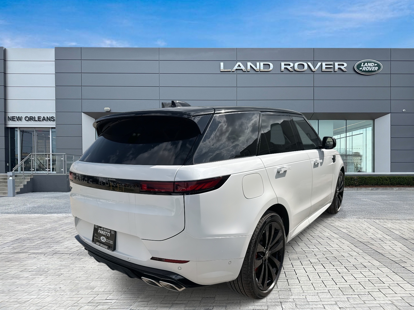 2025 Land Rover Range Rover Sport SE photo 5