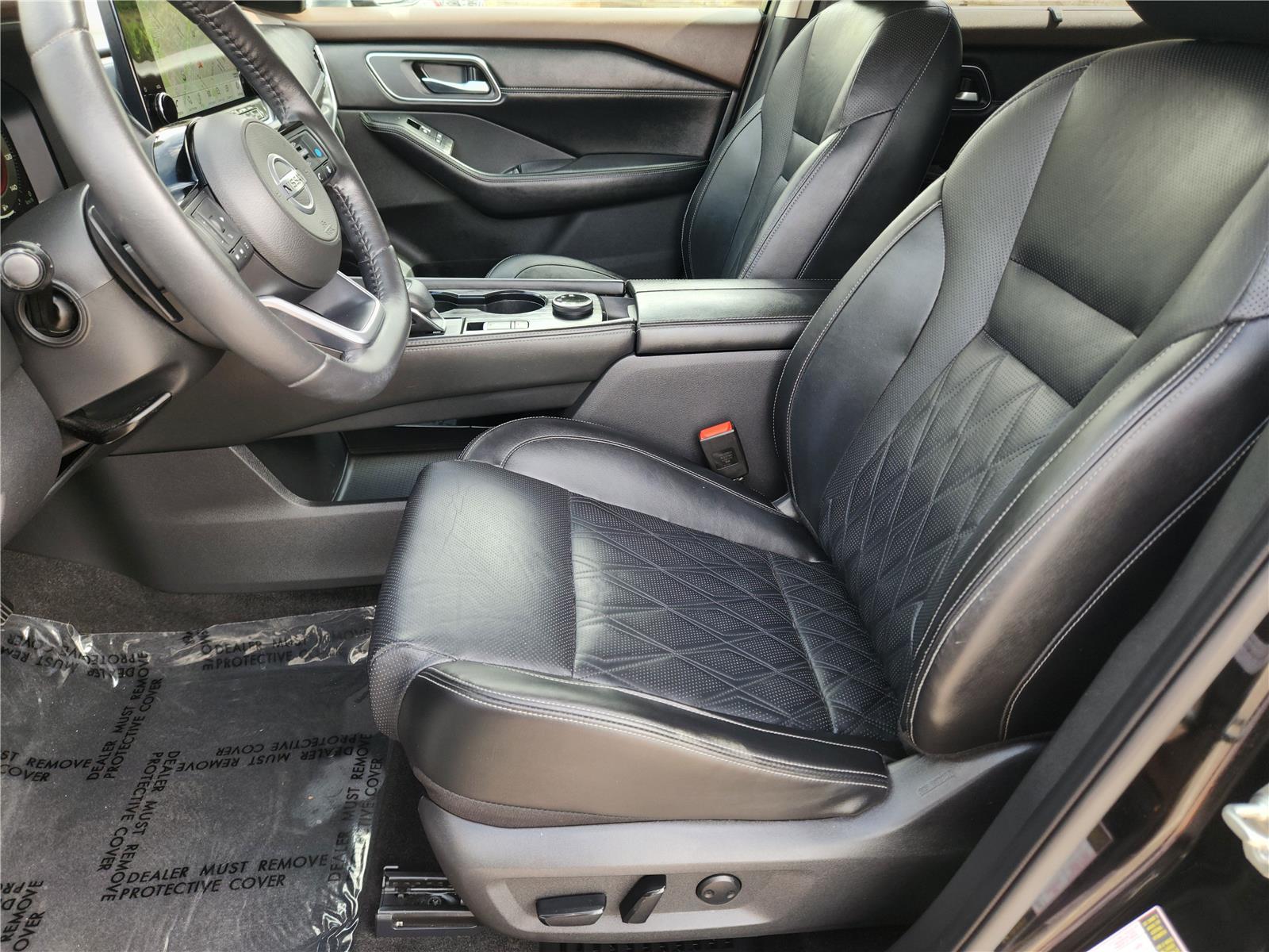 2021 Nissan Rogue Platinum photo 10