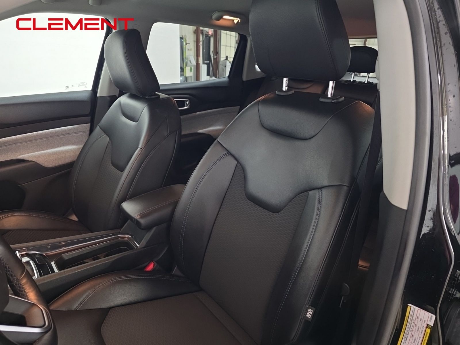 2022 Jeep Compass Latitude photo 21