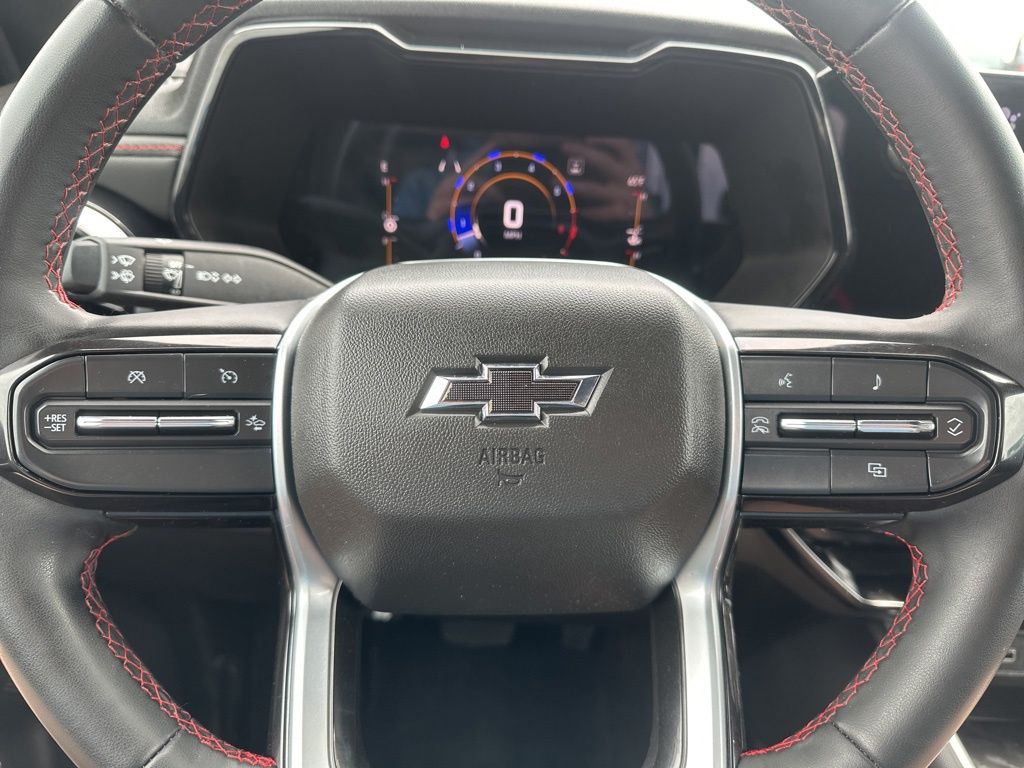 2023 Chevrolet Colorado Z71 photo 12