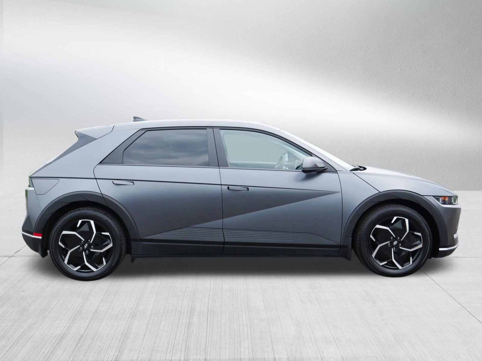 Certified 2023 Hyundai IONIQ 5 SEL with VIN KM8KNDAF5PU203758 for sale in Minneapolis, MN