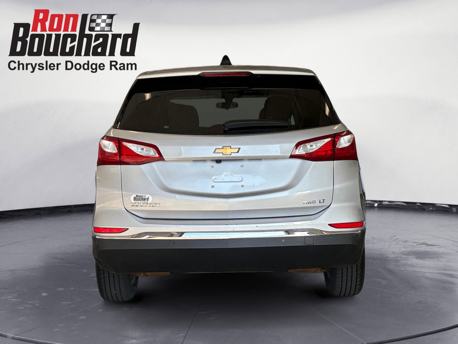 2019 Chevrolet Equinox LT photo 3
