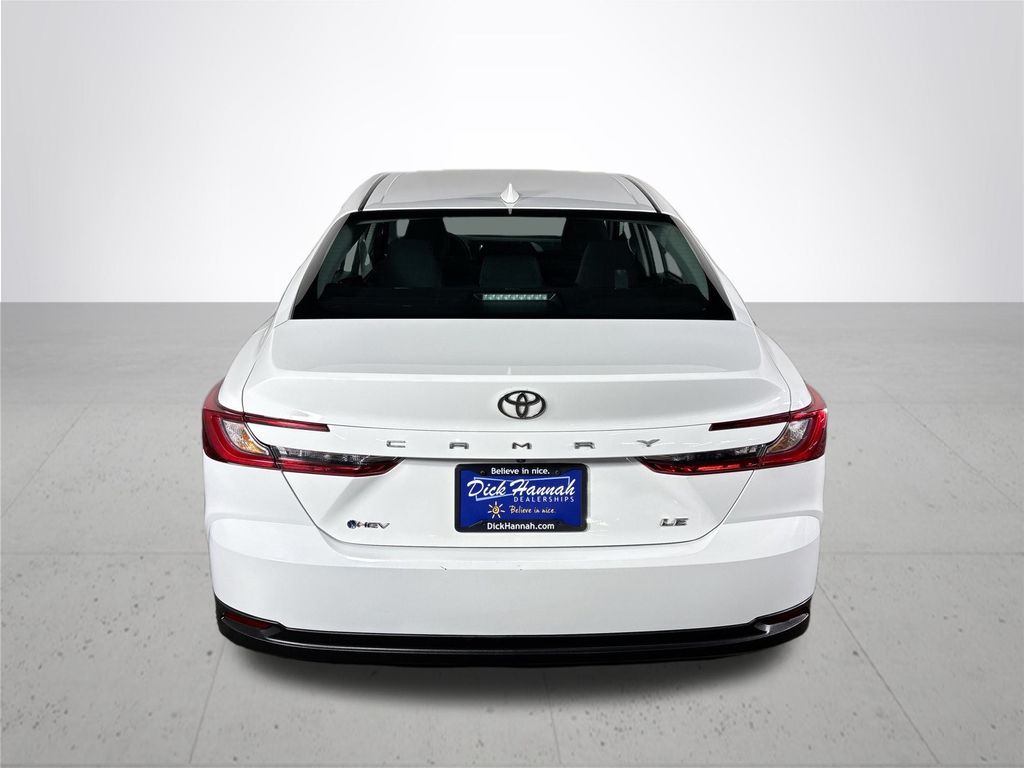 2025 Toyota Camry LE photo 4