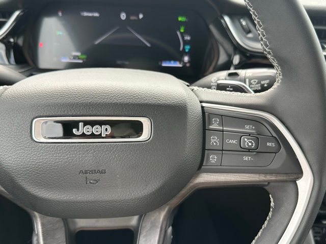 2023 Jeep Cherokee 4xe photo 19