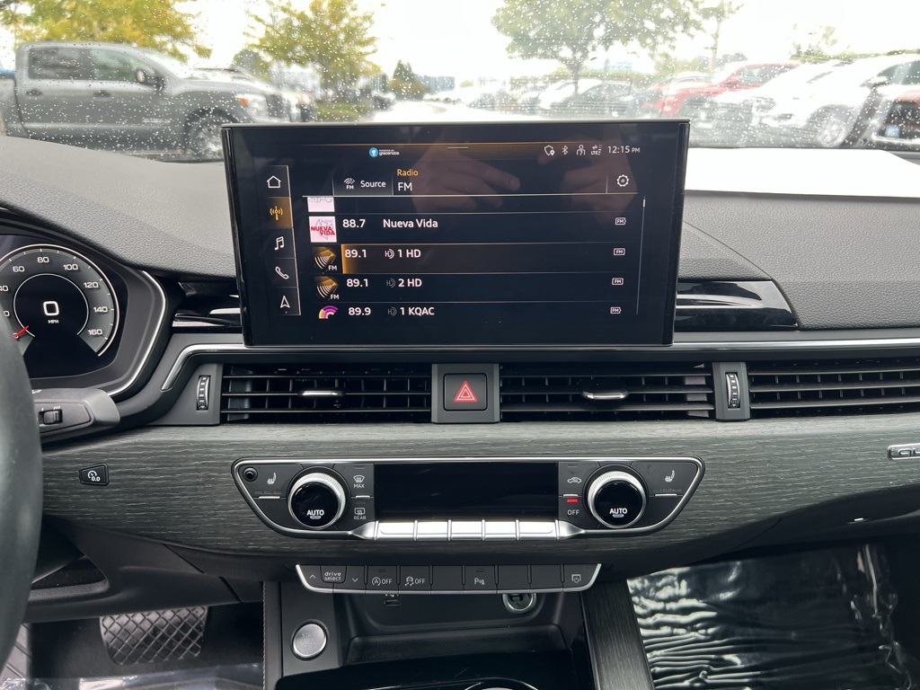 2023 Audi A4 45 S line Premium Plus Quattro photo 18