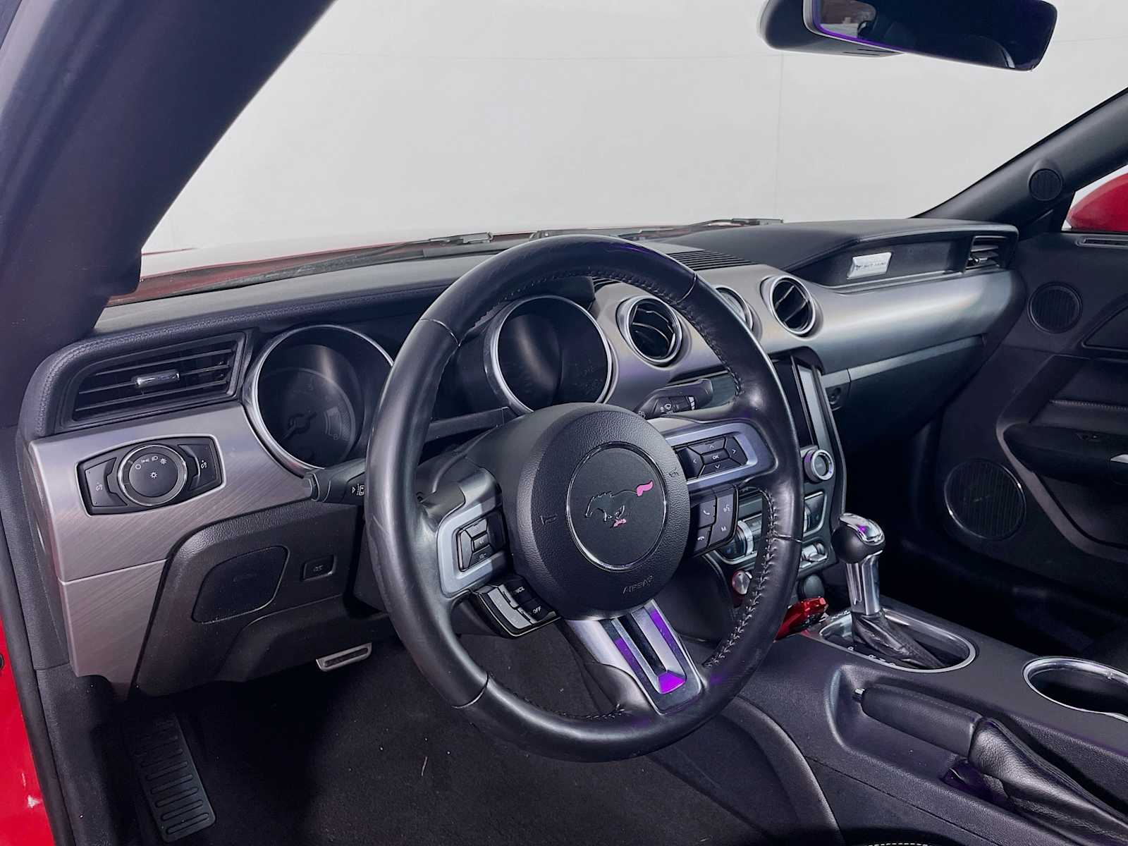 2022 Ford Mustang EcoBoost Premium photo 7